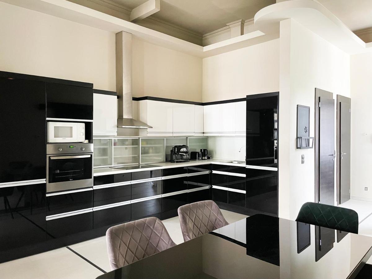 Deluxe Cosmopolitan Apartment Budapest Exterior photo